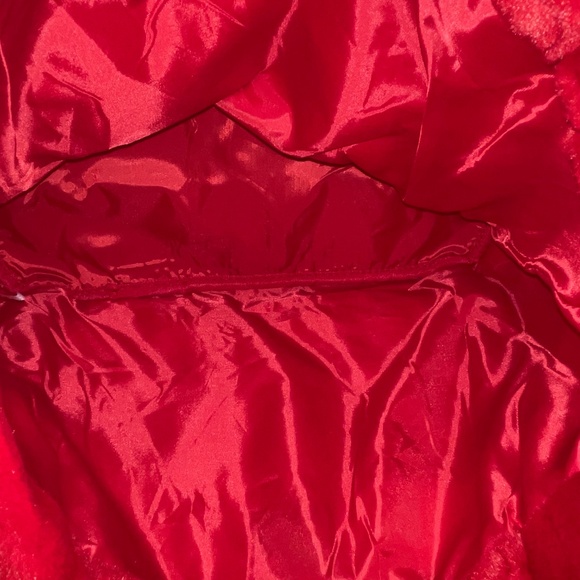 Carolina Herrera Good Girl Logo Red Faux Fur Fluffy Fuzzy Tote Bag - Picture 4 of 8